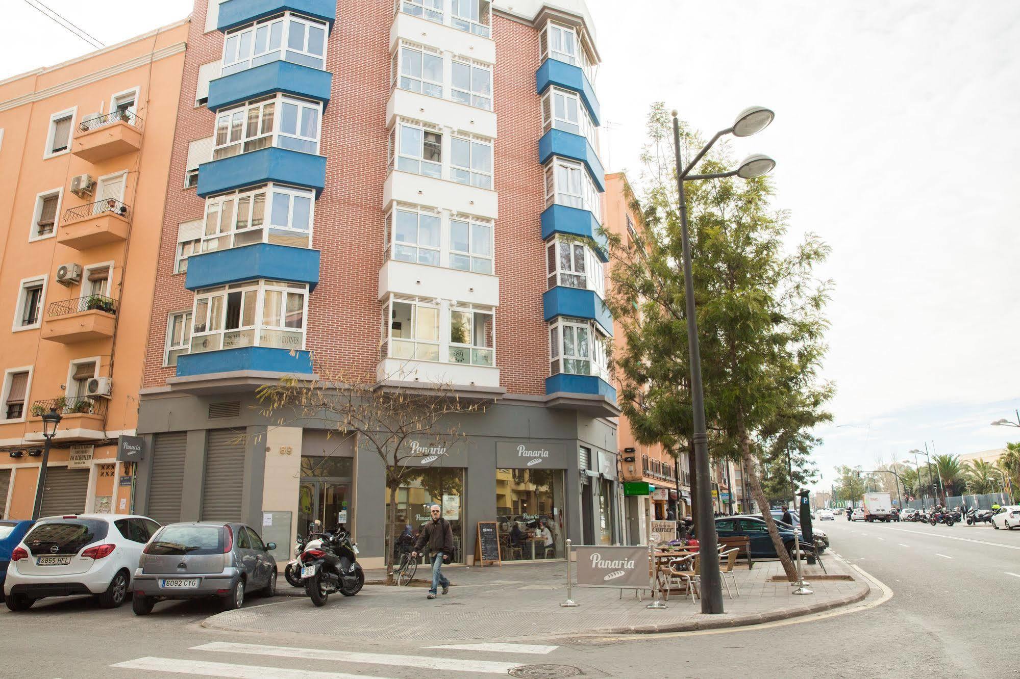 Habitaciones Barra89 บาเลนเซีย ภายนอก รูปภาพ